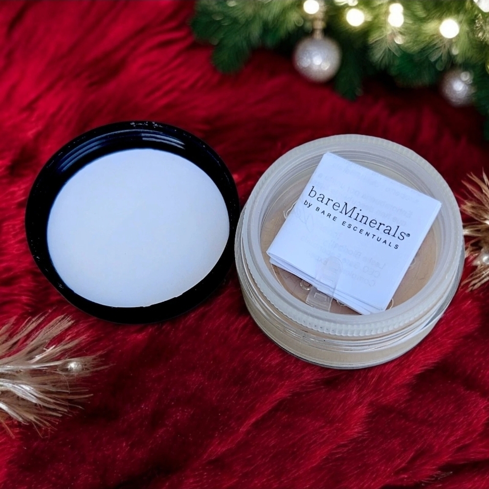 bareMinerals Original Makeup Foundation In Medium Beige N20 8g (Full Size) - Picture 2 of 2